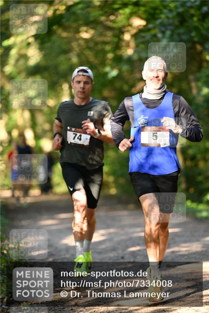06.10.2024 - Bramfelder Halbmarathon 2024 Dr. Thomas Lammeyer http://msf.ph/oto/7334008 06.10.2024 09:47:58 Laufen 74, 5, 64 meine-sportfotos.de