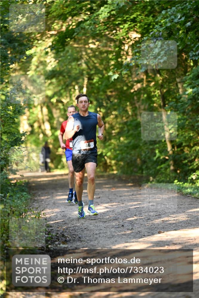 06.10.2024 - Bramfelder Halbmarathon 2024 Dr. Thomas Lammeyer http://msf.ph/oto/7334023 06.10.2024 09:48:03 Laufen 46 meine-sportfotos.de