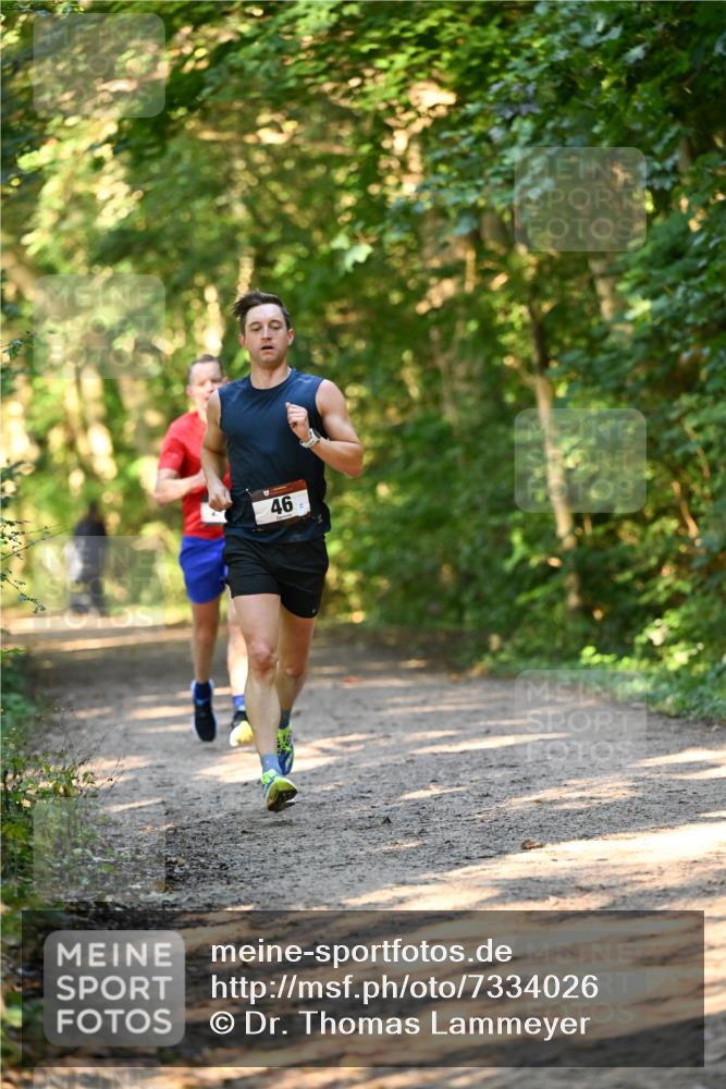 06.10.2024 - Bramfelder Halbmarathon 2024 Dr. Thomas Lammeyer http://msf.ph/oto/7334026 06.10.2024 09:48:04 Laufen 46 meine-sportfotos.de
