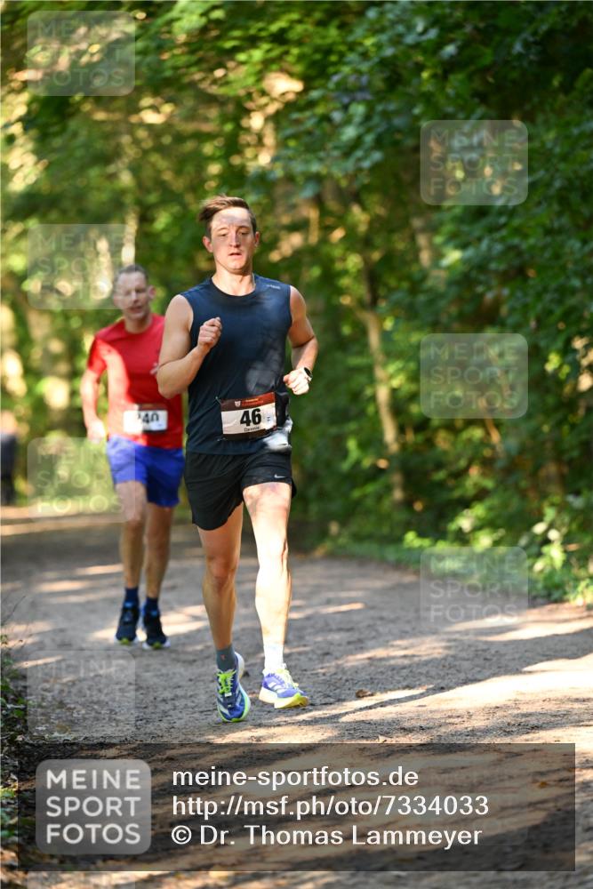 06.10.2024 - Bramfelder Halbmarathon 2024 Dr. Thomas Lammeyer http://msf.ph/oto/7334033 06.10.2024 09:48:04 Laufen 240, 46 meine-sportfotos.de
