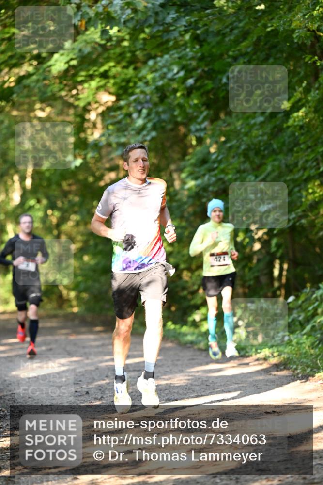 06.10.2024 - Bramfelder Halbmarathon 2024 Dr. Thomas Lammeyer http://msf.ph/oto/7334063 06.10.2024 09:48:21 Laufen 424 meine-sportfotos.de