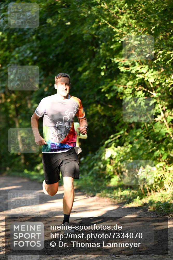 06.10.2024 - Bramfelder Halbmarathon 2024 Dr. Thomas Lammeyer http://msf.ph/oto/7334070 06.10.2024 09:48:22 Laufen  meine-sportfotos.de
