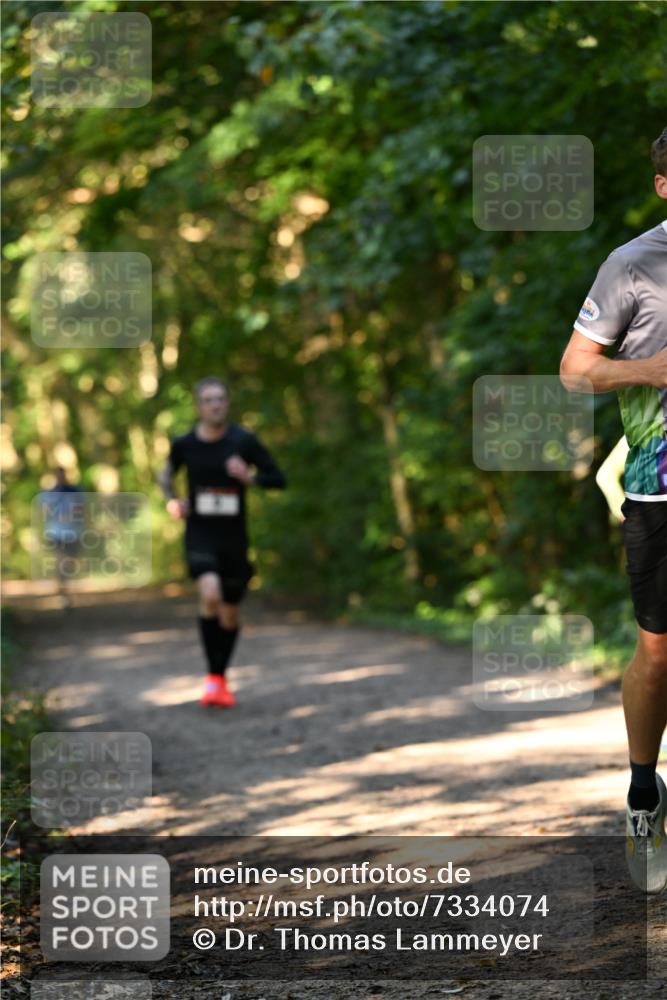 06.10.2024 - Bramfelder Halbmarathon 2024 Dr. Thomas Lammeyer http://msf.ph/oto/7334074 06.10.2024 09:48:23 Laufen  meine-sportfotos.de