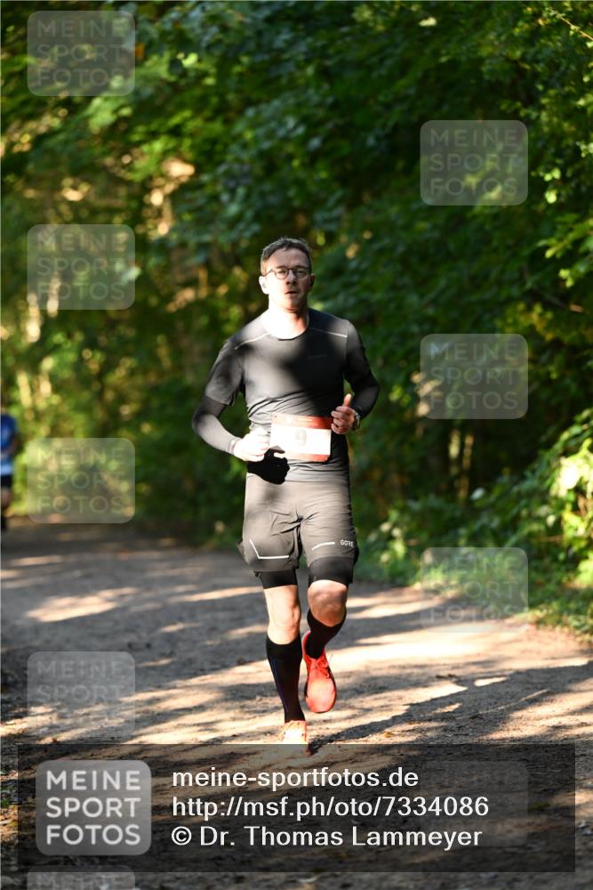 06.10.2024 - Bramfelder Halbmarathon 2024 Dr. Thomas Lammeyer http://msf.ph/oto/7334086 06.10.2024 09:48:25 Laufen  meine-sportfotos.de