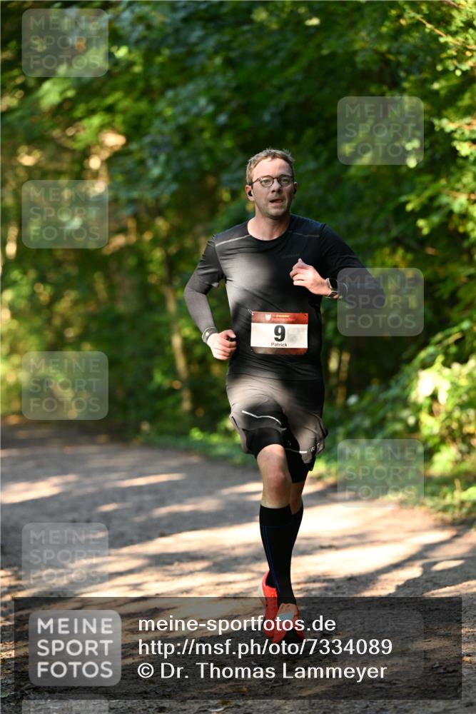06.10.2024 - Bramfelder Halbmarathon 2024 Dr. Thomas Lammeyer http://msf.ph/oto/7334089 06.10.2024 09:48:25 Laufen 9 meine-sportfotos.de