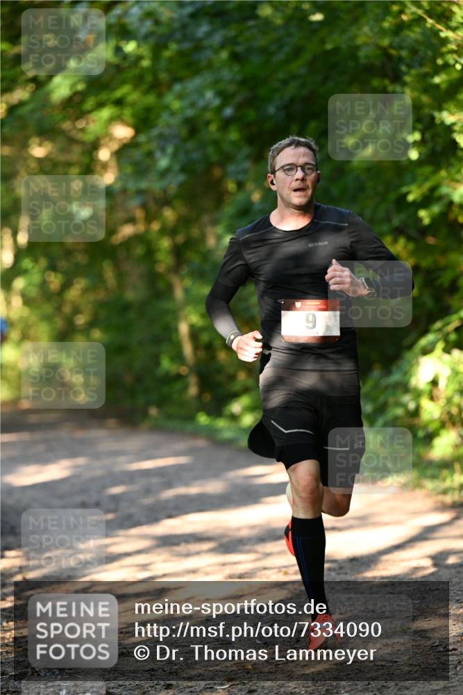 06.10.2024 - Bramfelder Halbmarathon 2024 Dr. Thomas Lammeyer http://msf.ph/oto/7334090 06.10.2024 09:48:25 Laufen 9 meine-sportfotos.de