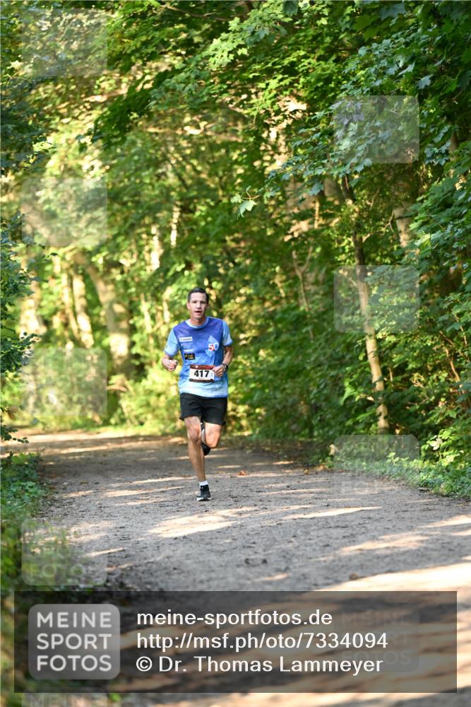 06.10.2024 - Bramfelder Halbmarathon 2024 Dr. Thomas Lammeyer http://msf.ph/oto/7334094 06.10.2024 09:48:27 Laufen 417, 50 meine-sportfotos.de