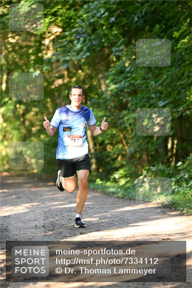 06.10.2024 - Bramfelder Halbmarathon 2024 Dr. Thomas Lammeyer http://msf.ph/oto/7334112 06.10.2024 09:48:30 Laufen 117 meine-sportfotos.de