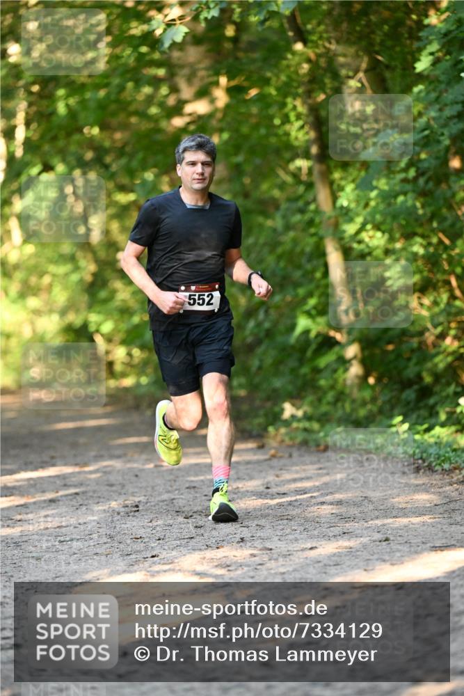 06.10.2024 - Bramfelder Halbmarathon 2024 Dr. Thomas Lammeyer http://msf.ph/oto/7334129 06.10.2024 09:48:59 Laufen 552 meine-sportfotos.de