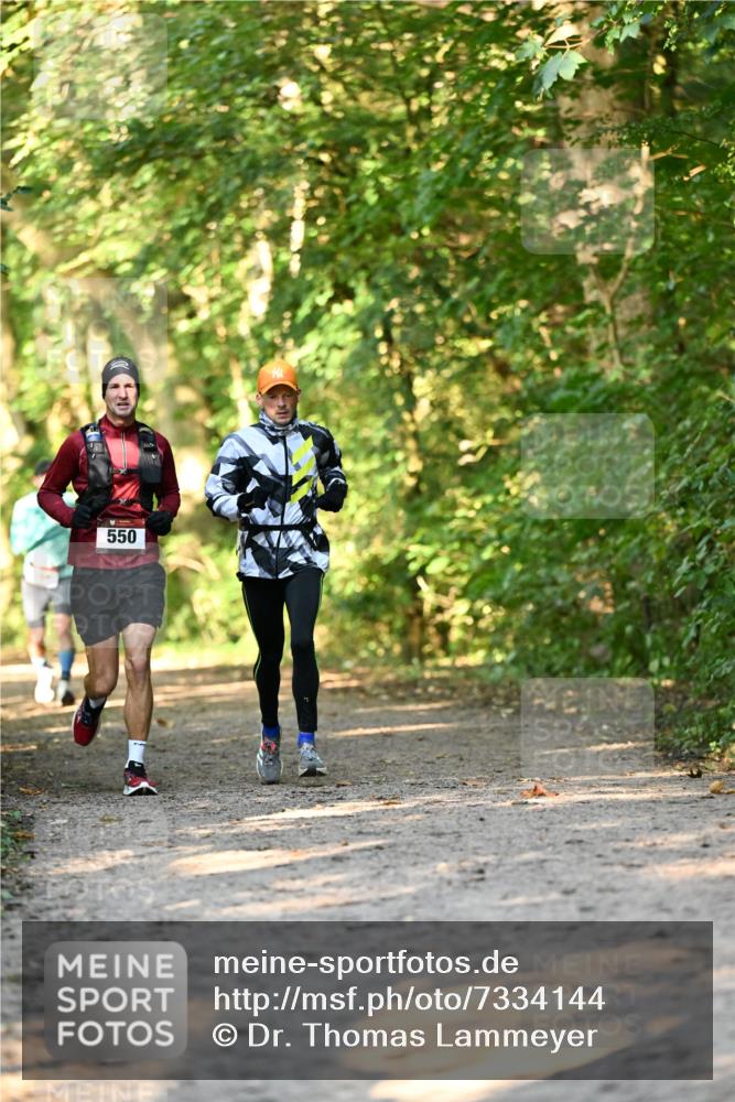 06.10.2024 - Bramfelder Halbmarathon 2024 Dr. Thomas Lammeyer http://msf.ph/oto/7334144 06.10.2024 09:49:09 Laufen 550 meine-sportfotos.de