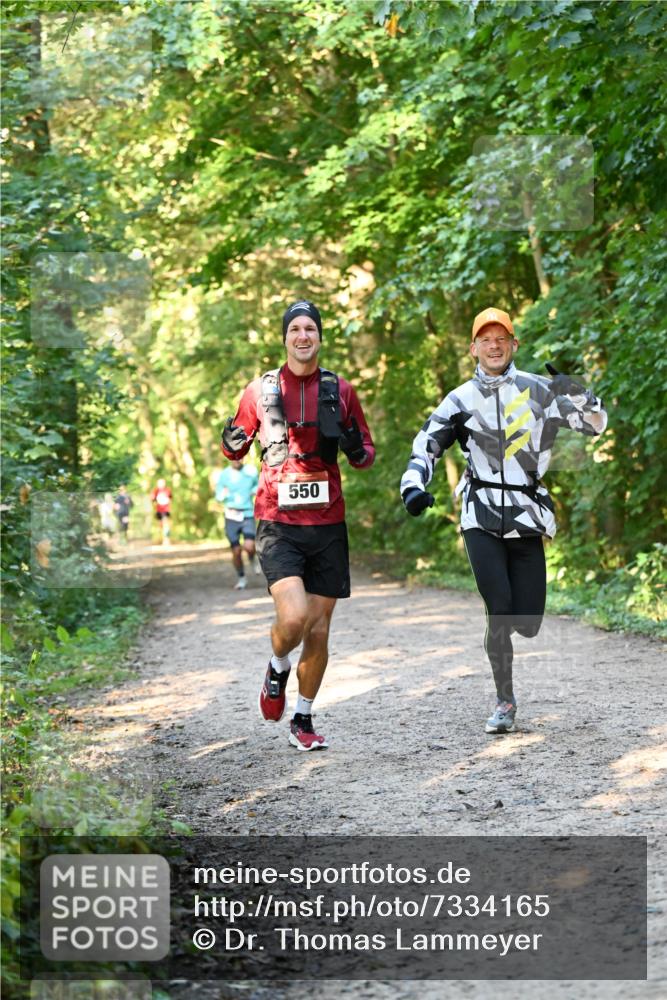 06.10.2024 - Bramfelder Halbmarathon 2024 Dr. Thomas Lammeyer http://msf.ph/oto/7334165 06.10.2024 09:49:14 Laufen 550 meine-sportfotos.de