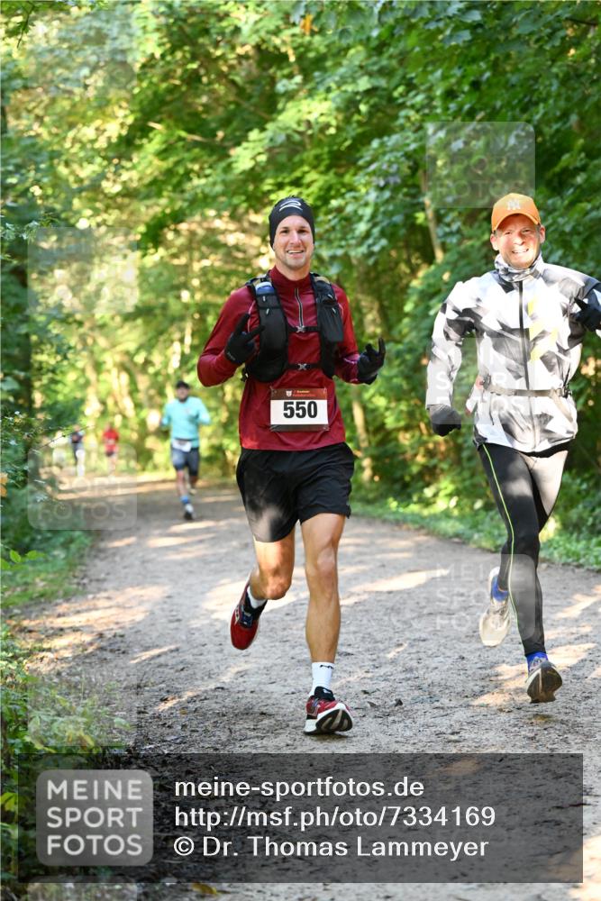 06.10.2024 - Bramfelder Halbmarathon 2024 Dr. Thomas Lammeyer http://msf.ph/oto/7334169 06.10.2024 09:49:14 Laufen 550 meine-sportfotos.de