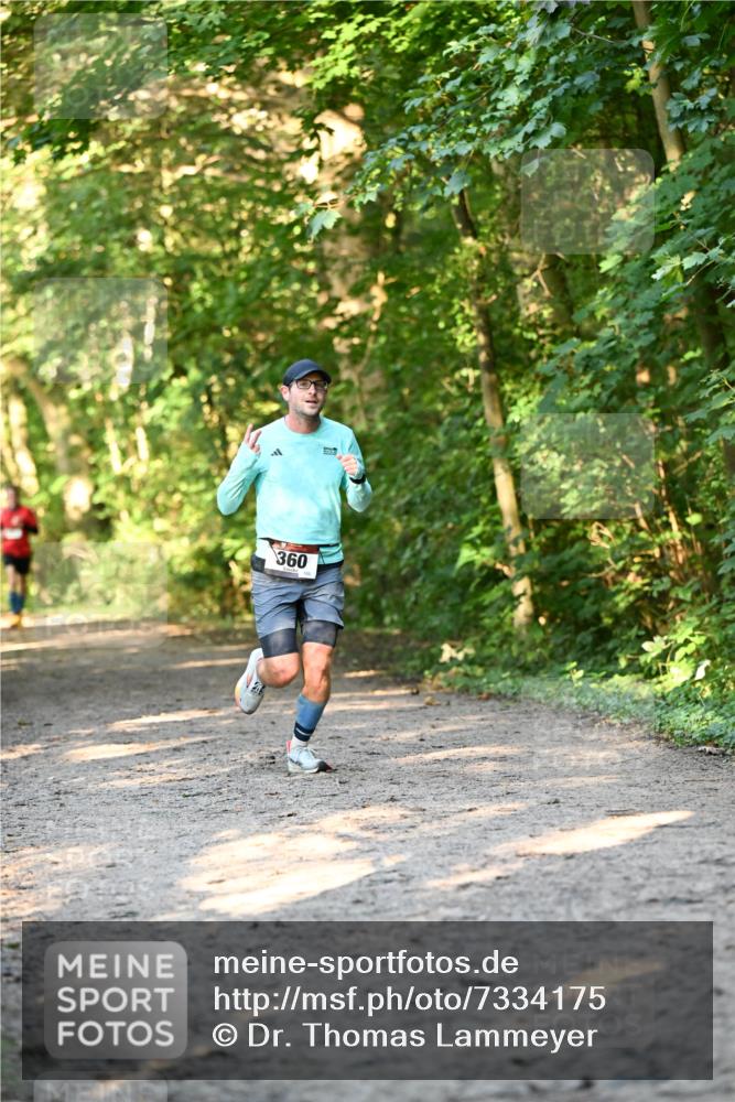 06.10.2024 - Bramfelder Halbmarathon 2024 Dr. Thomas Lammeyer http://msf.ph/oto/7334175 06.10.2024 09:49:16 Laufen 360 meine-sportfotos.de