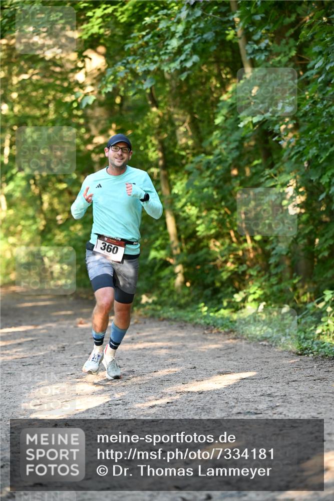 06.10.2024 - Bramfelder Halbmarathon 2024 Dr. Thomas Lammeyer http://msf.ph/oto/7334181 06.10.2024 09:49:17 Laufen 360 meine-sportfotos.de