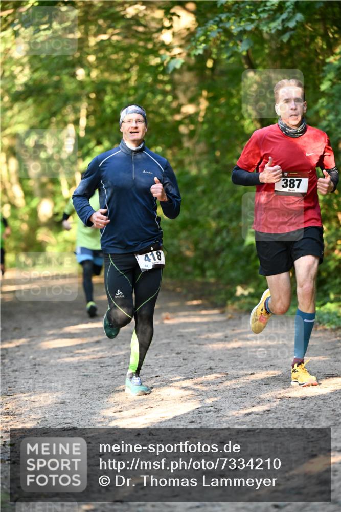 06.10.2024 - Bramfelder Halbmarathon 2024 Dr. Thomas Lammeyer http://msf.ph/oto/7334210 06.10.2024 09:49:26 Laufen 6, 418, 54, 387 meine-sportfotos.de