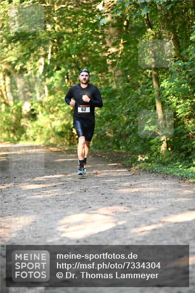 06.10.2024 - Bramfelder Halbmarathon 2024 Dr. Thomas Lammeyer http://msf.ph/oto/7334304 06.10.2024 09:49:47 Laufen 62 meine-sportfotos.de