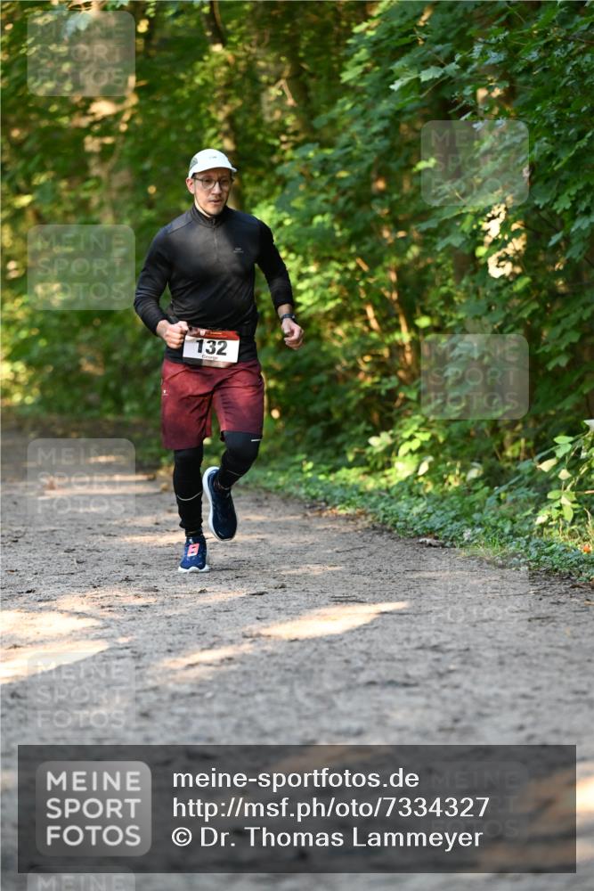 06.10.2024 - Bramfelder Halbmarathon 2024 Dr. Thomas Lammeyer http://msf.ph/oto/7334327 06.10.2024 09:49:59 Laufen 132 meine-sportfotos.de