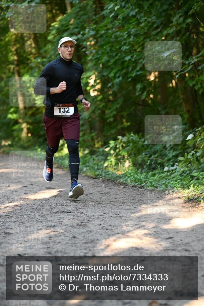 06.10.2024 - Bramfelder Halbmarathon 2024 Dr. Thomas Lammeyer http://msf.ph/oto/7334333 06.10.2024 09:50:00 Laufen 132 meine-sportfotos.de