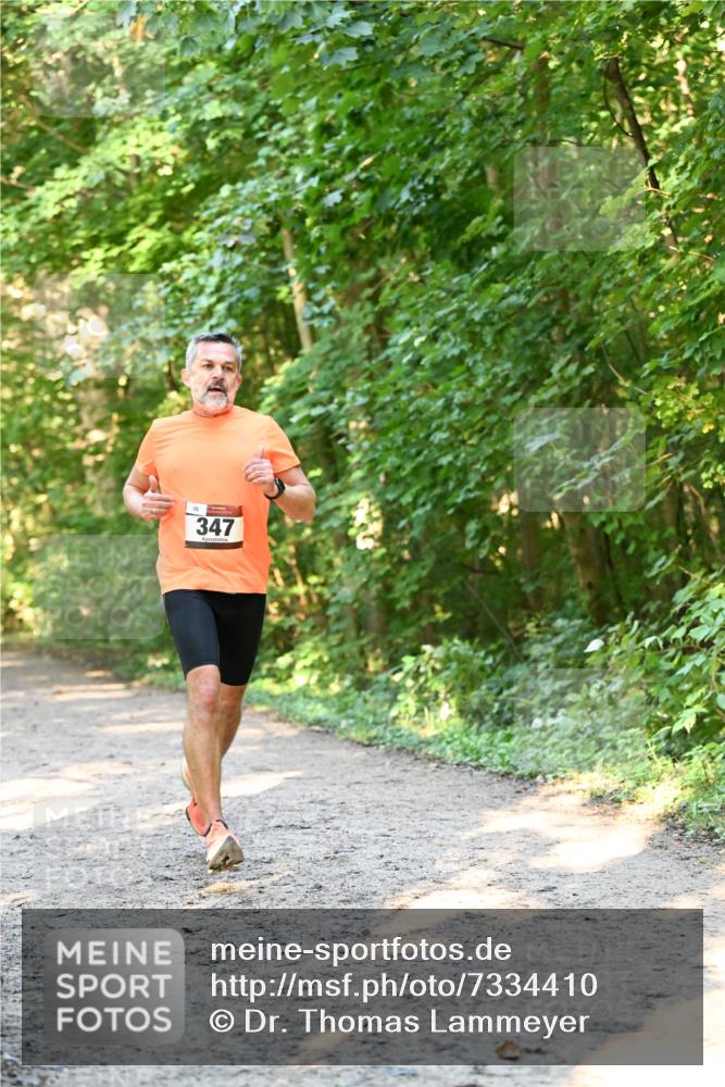 06.10.2024 - Bramfelder Halbmarathon 2024 Dr. Thomas Lammeyer http://msf.ph/oto/7334410 06.10.2024 09:50:22 Laufen 347 meine-sportfotos.de