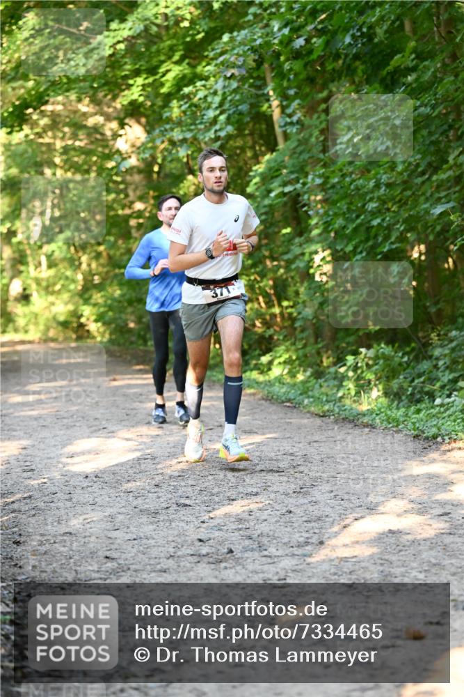 06.10.2024 - Bramfelder Halbmarathon 2024 Dr. Thomas Lammeyer http://msf.ph/oto/7334465 06.10.2024 09:50:36 Laufen  meine-sportfotos.de