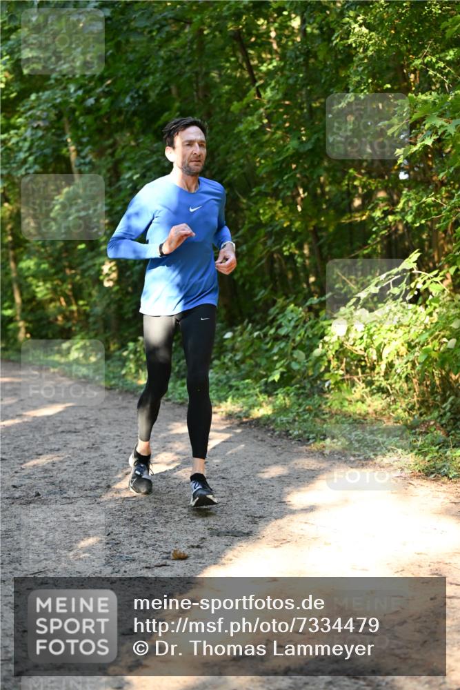 06.10.2024 - Bramfelder Halbmarathon 2024 Dr. Thomas Lammeyer http://msf.ph/oto/7334479 06.10.2024 09:50:38 Laufen  meine-sportfotos.de