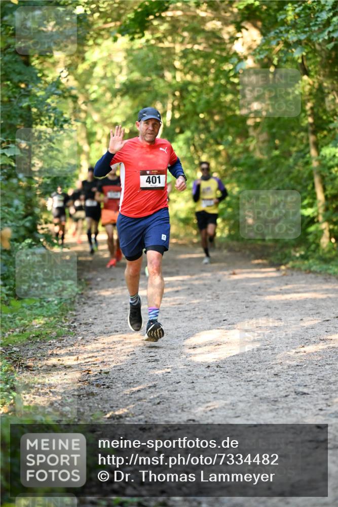 06.10.2024 - Bramfelder Halbmarathon 2024 Dr. Thomas Lammeyer http://msf.ph/oto/7334482 06.10.2024 09:50:45 Laufen 401 meine-sportfotos.de