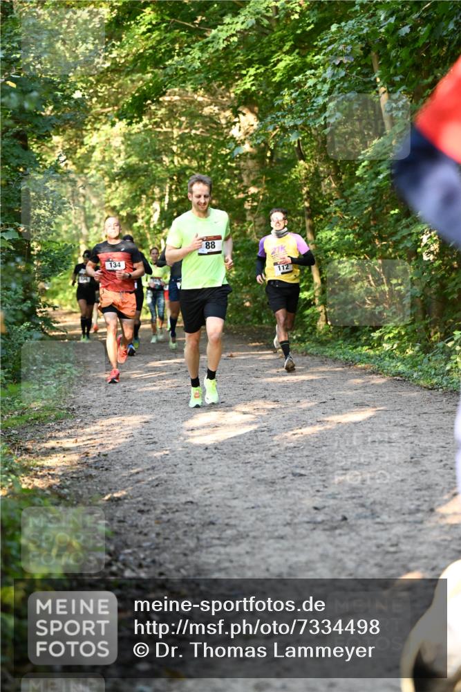 06.10.2024 - Bramfelder Halbmarathon 2024 Dr. Thomas Lammeyer http://msf.ph/oto/7334498 06.10.2024 09:50:47 Laufen 134, 88, 112 meine-sportfotos.de