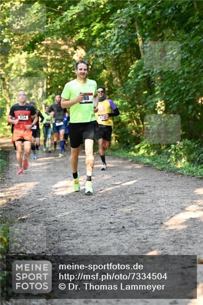 06.10.2024 - Bramfelder Halbmarathon 2024 Dr. Thomas Lammeyer http://msf.ph/oto/7334504 06.10.2024 09:50:48 Laufen 134, 88 meine-sportfotos.de