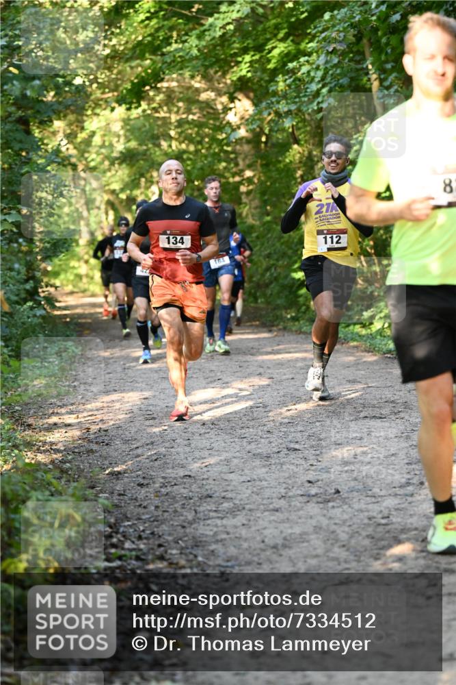 06.10.2024 - Bramfelder Halbmarathon 2024 Dr. Thomas Lammeyer http://msf.ph/oto/7334512 06.10.2024 09:50:50 Laufen 134, 164, 21, 8, 112 meine-sportfotos.de