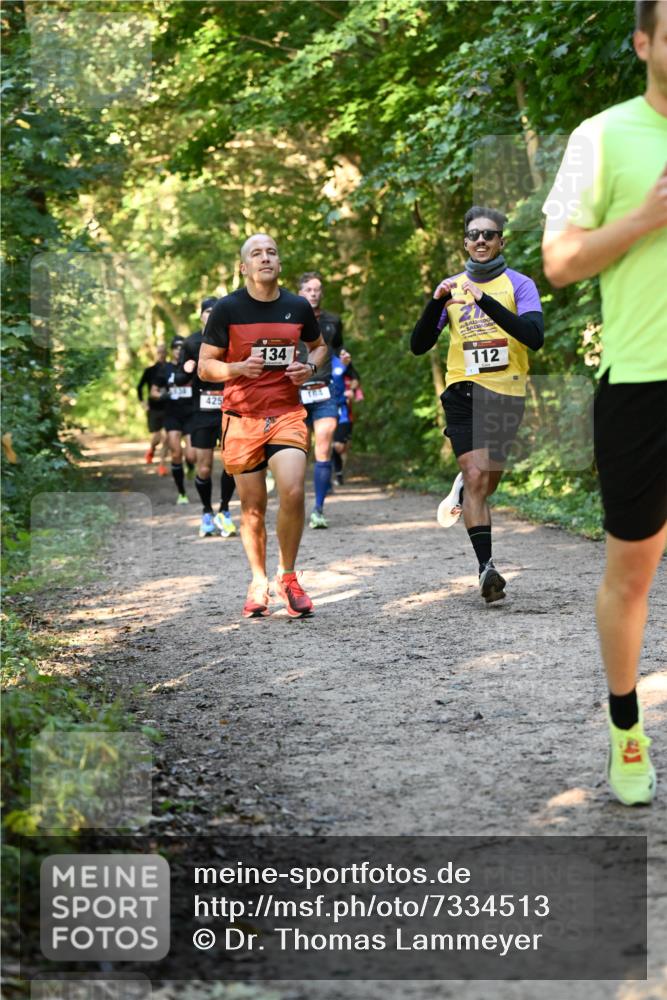 06.10.2024 - Bramfelder Halbmarathon 2024 Dr. Thomas Lammeyer http://msf.ph/oto/7334513 06.10.2024 09:50:50 Laufen 425, 134, 164, 112 meine-sportfotos.de