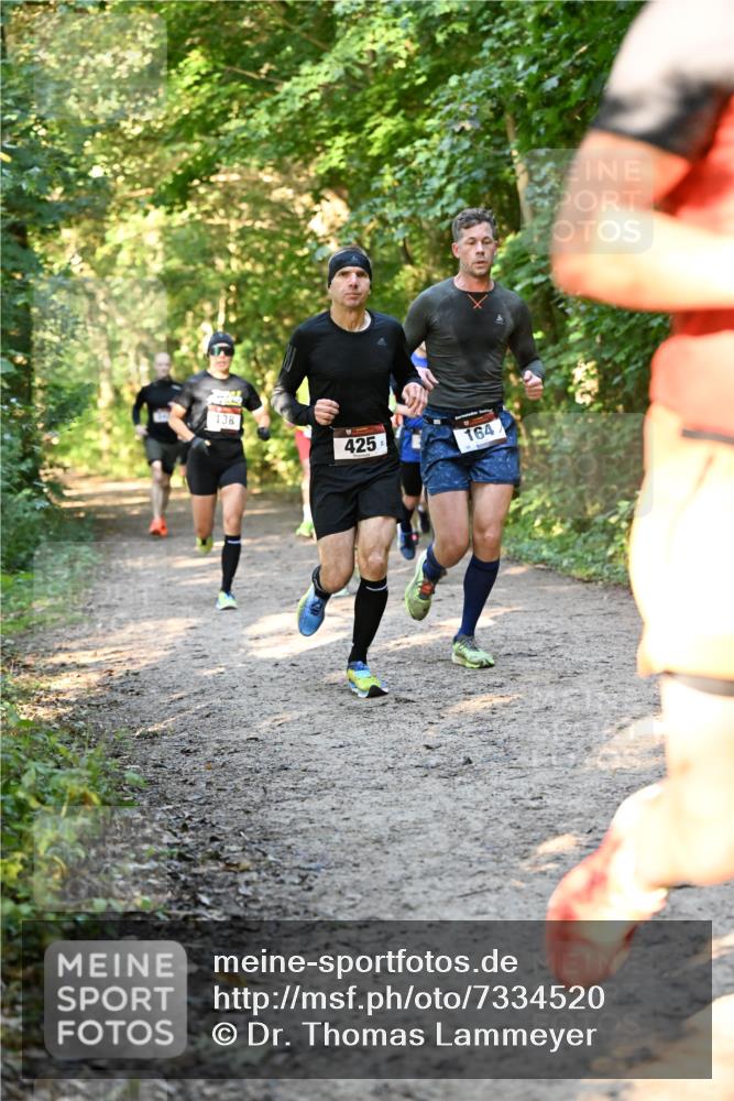 06.10.2024 - Bramfelder Halbmarathon 2024 Dr. Thomas Lammeyer http://msf.ph/oto/7334520 06.10.2024 09:50:52 Laufen 138, 425, 164 meine-sportfotos.de