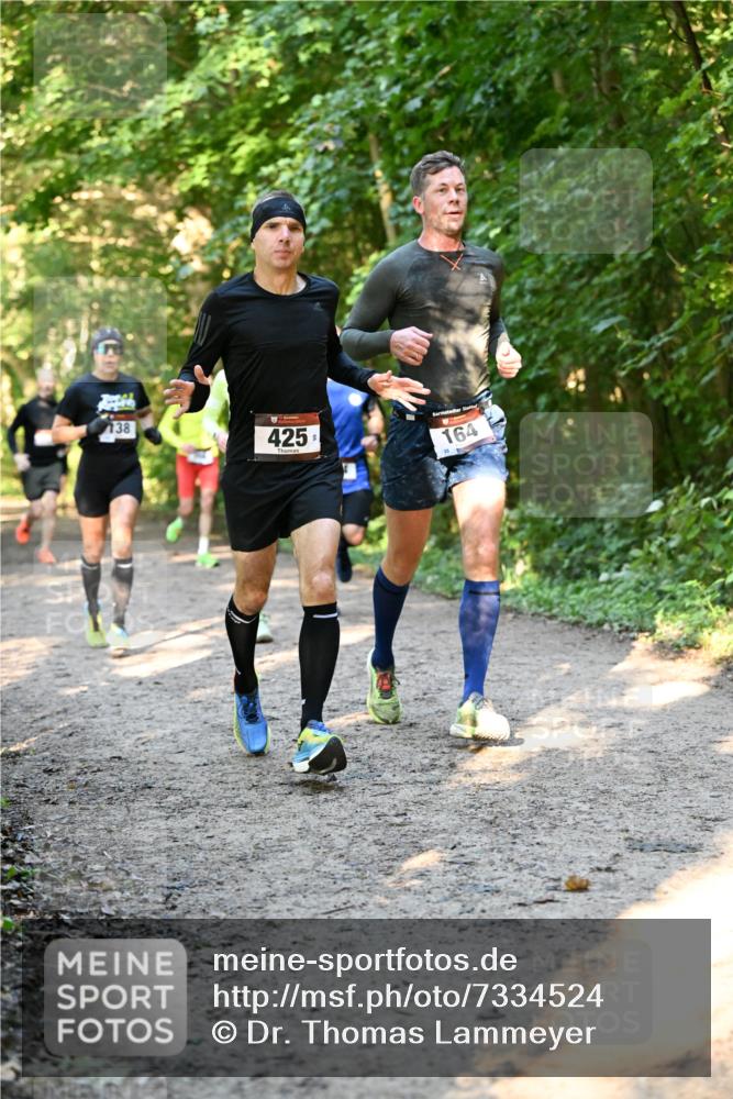 06.10.2024 - Bramfelder Halbmarathon 2024 Dr. Thomas Lammeyer http://msf.ph/oto/7334524 06.10.2024 09:50:52 Laufen 138, 425, 164 meine-sportfotos.de