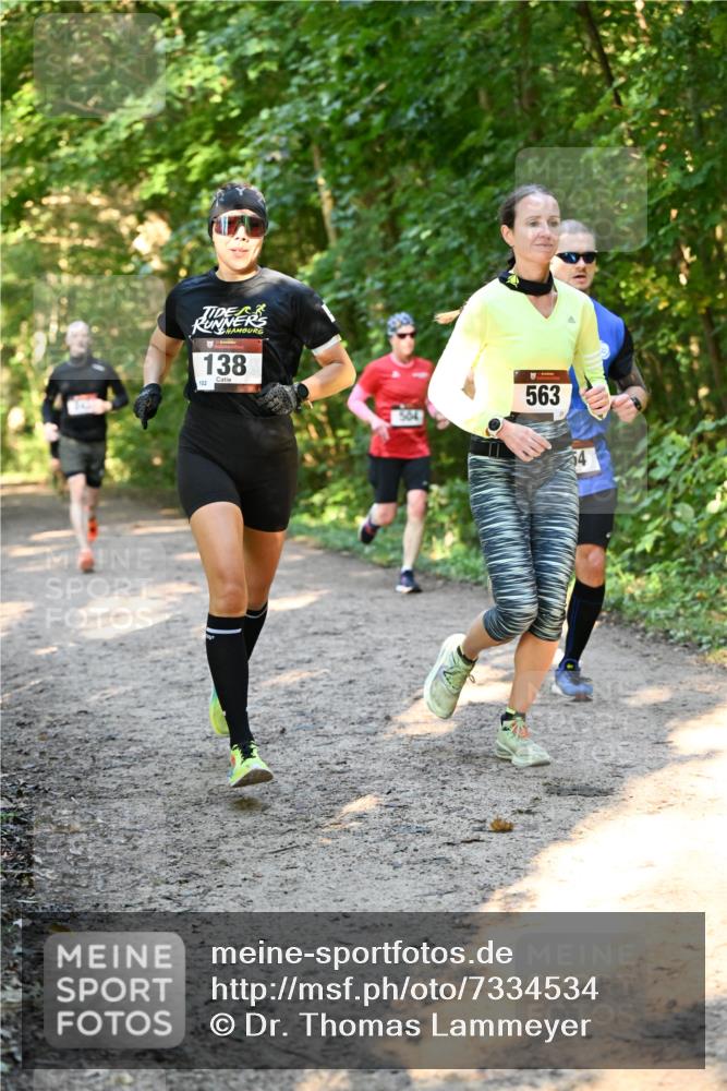 06.10.2024 - Bramfelder Halbmarathon 2024 Dr. Thomas Lammeyer http://msf.ph/oto/7334534 06.10.2024 09:50:54 Laufen 138, 504, 563 meine-sportfotos.de