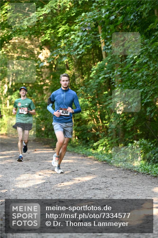 06.10.2024 - Bramfelder Halbmarathon 2024 Dr. Thomas Lammeyer http://msf.ph/oto/7334577 06.10.2024 09:51:33 Laufen 53, 430 meine-sportfotos.de