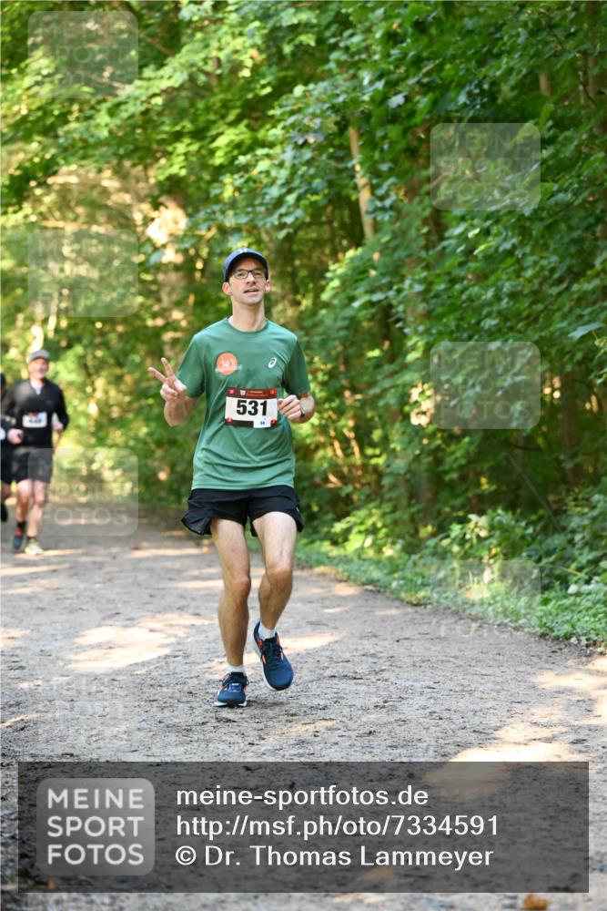 06.10.2024 - Bramfelder Halbmarathon 2024 Dr. Thomas Lammeyer http://msf.ph/oto/7334591 06.10.2024 09:51:36 Laufen 531, 94 meine-sportfotos.de