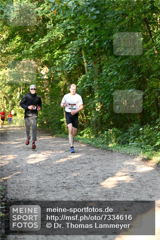 06.10.2024 - Bramfelder Halbmarathon 2024 Dr. Thomas Lammeyer http://msf.ph/oto/7334616 06.10.2024 09:51:43 Laufen  meine-sportfotos.de