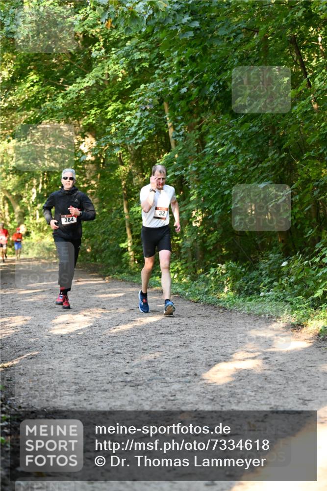 06.10.2024 - Bramfelder Halbmarathon 2024 Dr. Thomas Lammeyer http://msf.ph/oto/7334618 06.10.2024 09:51:43 Laufen  meine-sportfotos.de