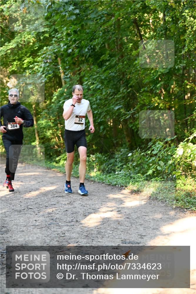 06.10.2024 - Bramfelder Halbmarathon 2024 Dr. Thomas Lammeyer http://msf.ph/oto/7334623 06.10.2024 09:51:44 Laufen 32, 384 meine-sportfotos.de