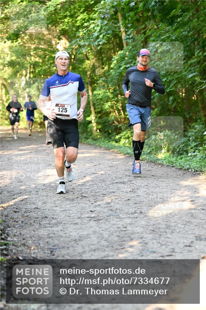 06.10.2024 - Bramfelder Halbmarathon 2024 Dr. Thomas Lammeyer http://msf.ph/oto/7334677 06.10.2024 09:51:58 Laufen 125, 117 meine-sportfotos.de