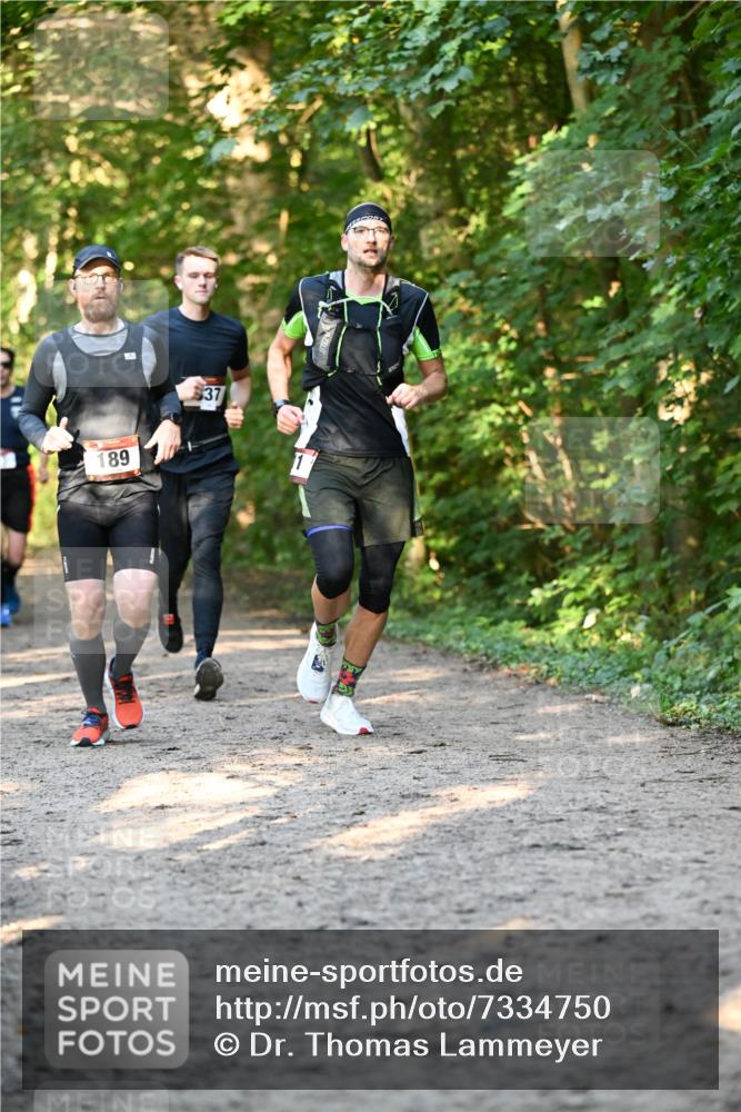 06.10.2024 - Bramfelder Halbmarathon 2024 Dr. Thomas Lammeyer http://msf.ph/oto/7334750 06.10.2024 09:52:15 Laufen 189, 37 meine-sportfotos.de