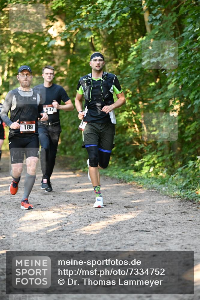 06.10.2024 - Bramfelder Halbmarathon 2024 Dr. Thomas Lammeyer http://msf.ph/oto/7334752 06.10.2024 09:52:15 Laufen 189, 537 meine-sportfotos.de