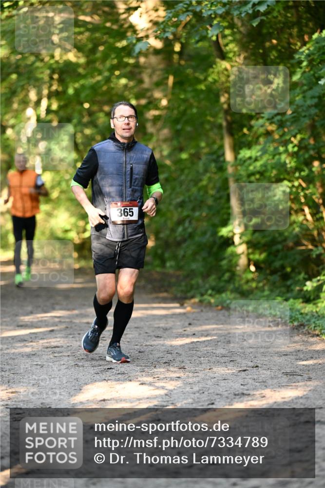 06.10.2024 - Bramfelder Halbmarathon 2024 Dr. Thomas Lammeyer http://msf.ph/oto/7334789 06.10.2024 09:52:25 Laufen 365 meine-sportfotos.de