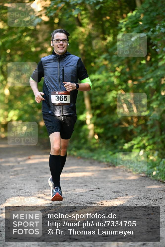 06.10.2024 - Bramfelder Halbmarathon 2024 Dr. Thomas Lammeyer http://msf.ph/oto/7334795 06.10.2024 09:52:26 Laufen  meine-sportfotos.de