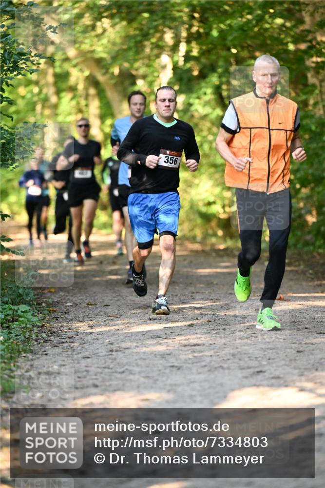 06.10.2024 - Bramfelder Halbmarathon 2024 Dr. Thomas Lammeyer http://msf.ph/oto/7334803 06.10.2024 09:52:29 Laufen 356 meine-sportfotos.de