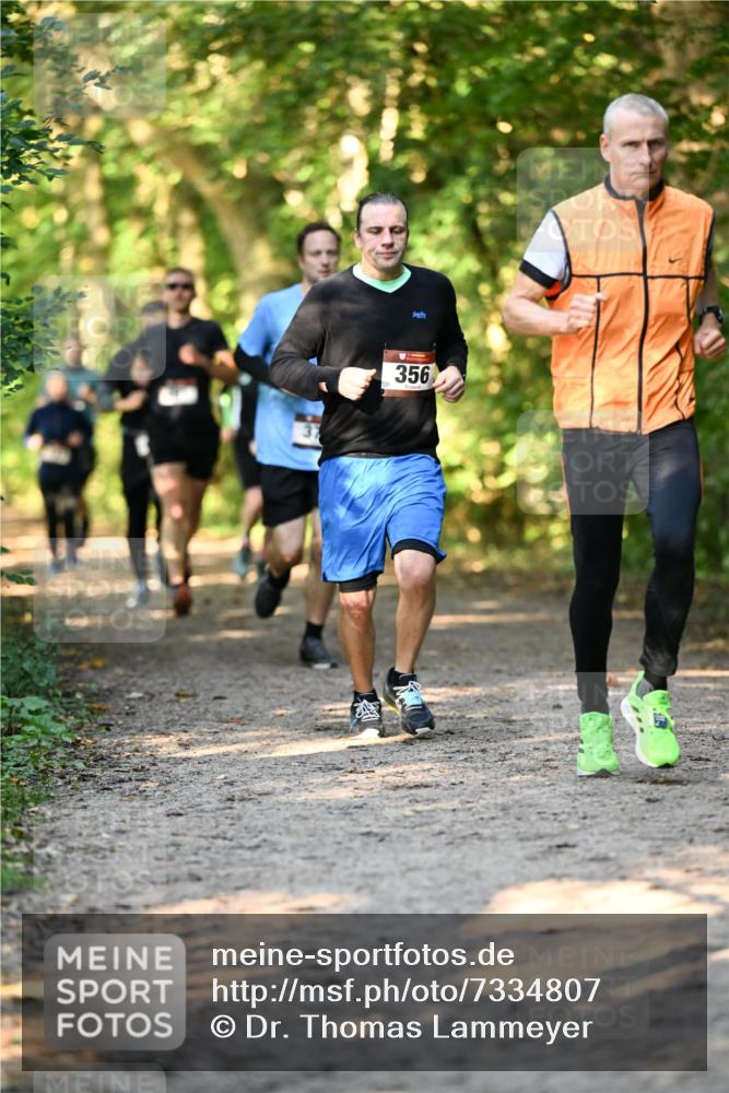 06.10.2024 - Bramfelder Halbmarathon 2024 Dr. Thomas Lammeyer http://msf.ph/oto/7334807 06.10.2024 09:52:30 Laufen 356 meine-sportfotos.de