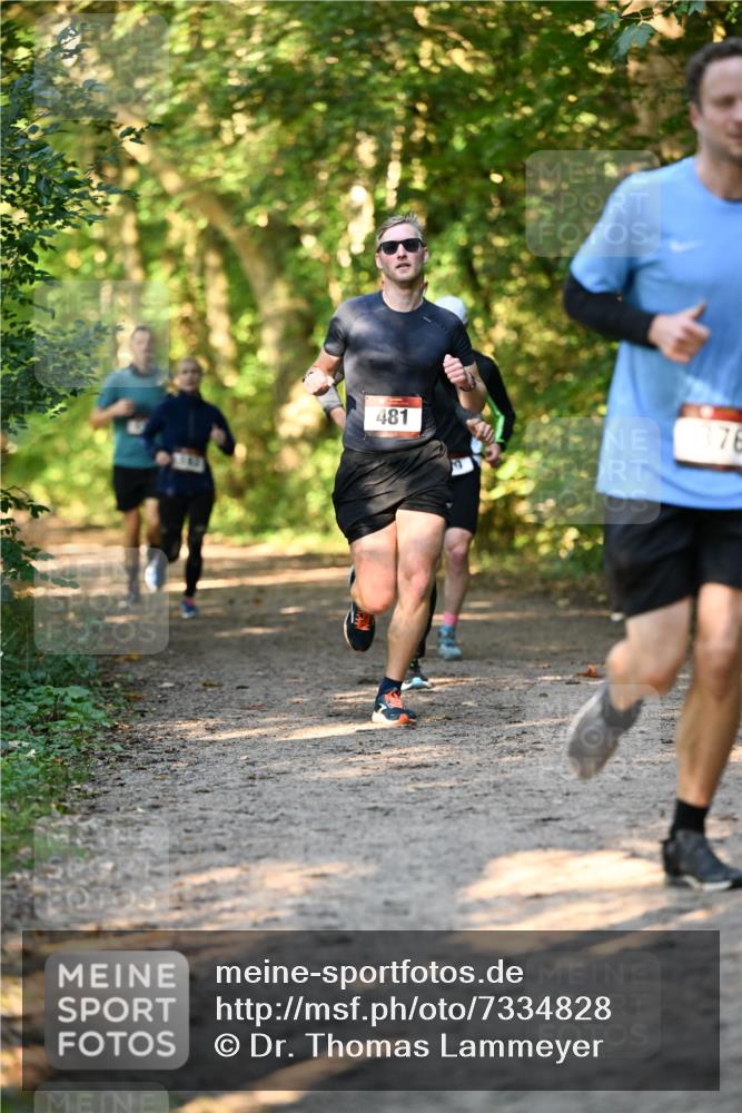 06.10.2024 - Bramfelder Halbmarathon 2024 Dr. Thomas Lammeyer http://msf.ph/oto/7334828 06.10.2024 09:52:34 Laufen 481, 376 meine-sportfotos.de