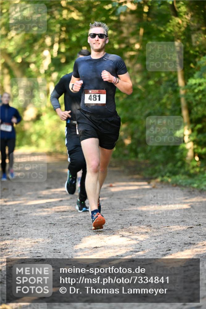 06.10.2024 - Bramfelder Halbmarathon 2024 Dr. Thomas Lammeyer http://msf.ph/oto/7334841 06.10.2024 09:52:36 Laufen 481 meine-sportfotos.de