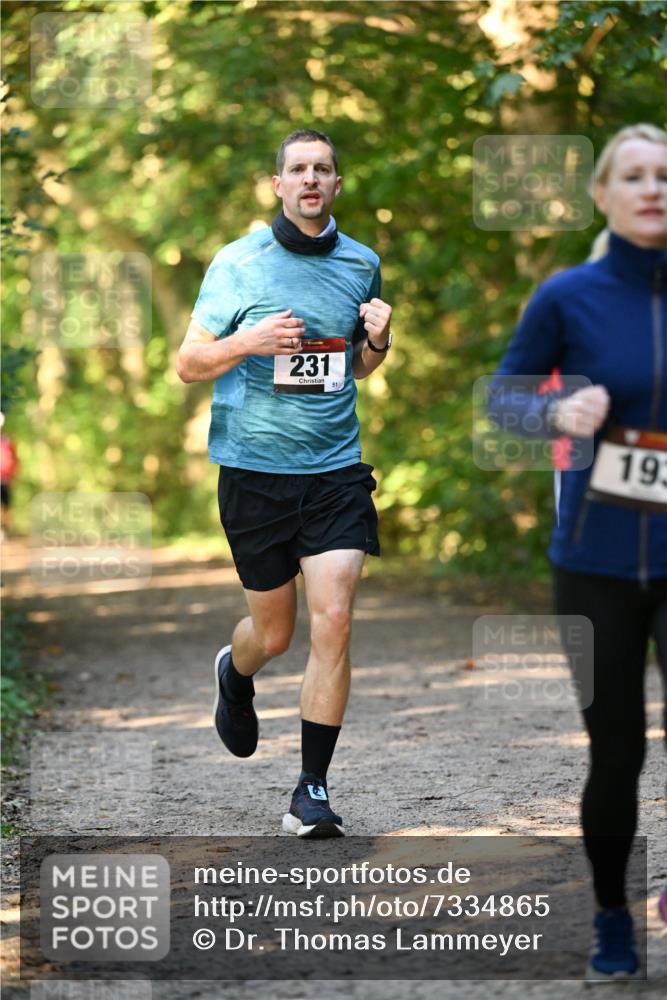 06.10.2024 - Bramfelder Halbmarathon 2024 Dr. Thomas Lammeyer http://msf.ph/oto/7334865 06.10.2024 09:52:41 Laufen 231, 51, 19 meine-sportfotos.de