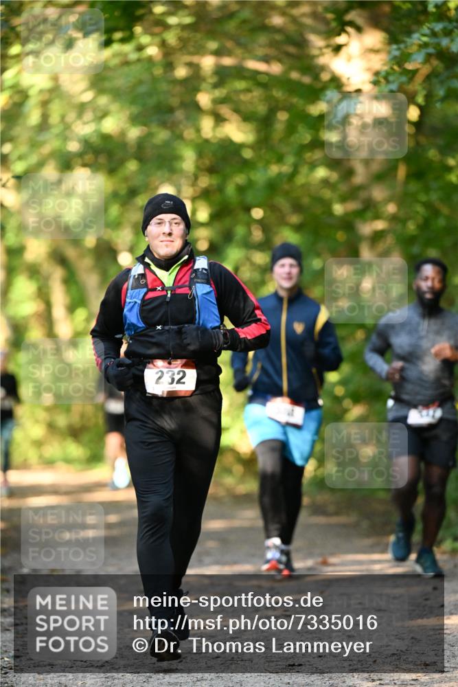 06.10.2024 - Bramfelder Halbmarathon 2024 Dr. Thomas Lammeyer http://msf.ph/oto/7335016 06.10.2024 09:53:39 Laufen 0, 232 meine-sportfotos.de