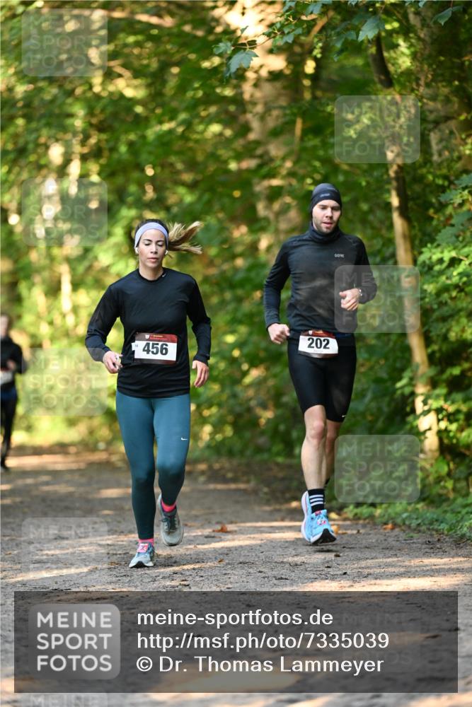 06.10.2024 - Bramfelder Halbmarathon 2024 Dr. Thomas Lammeyer http://msf.ph/oto/7335039 06.10.2024 09:53:48 Laufen 18, 456, 202 meine-sportfotos.de